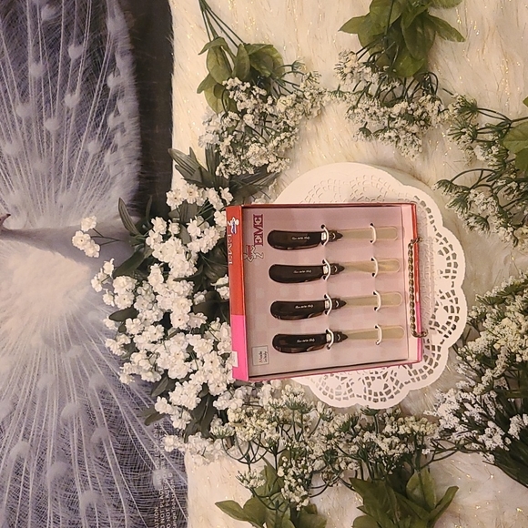 EME 4 Piece 24 kt. Gold Plated Stainless Steel Flatware Spreader Set - Picture 1 of 8